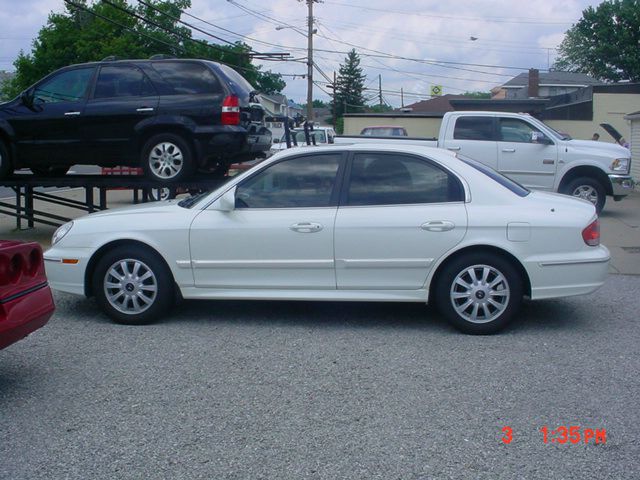 2005 Hyundai Sonata FWD 4dr Sport