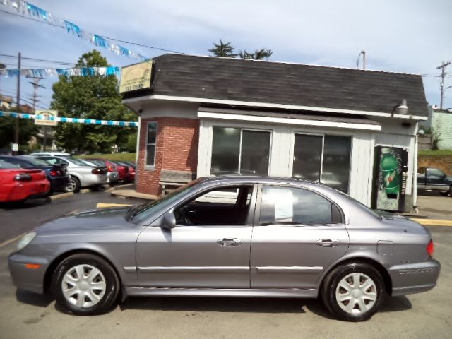 2005 Hyundai Sonata Base