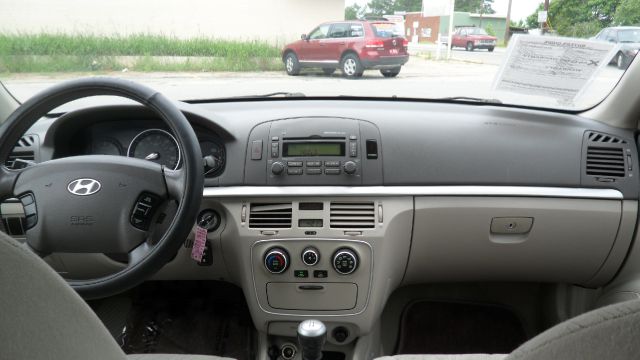 2006 Hyundai Sonata S Sedan