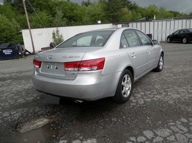 2006 Hyundai Sonata FWD 4dr Sport