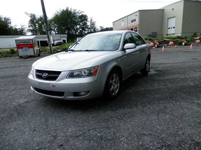 2006 Hyundai Sonata FWD 4dr Sport