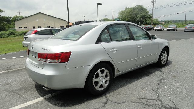 2006 Hyundai Sonata FWD 4dr Sport