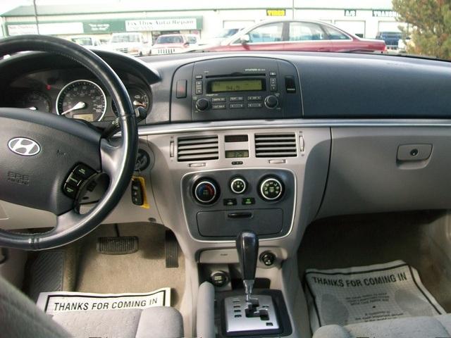 2006 Hyundai Sonata FWD 4dr Sport