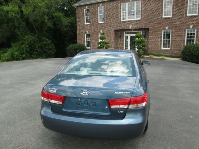 2006 Hyundai Sonata FWD 4dr Sport