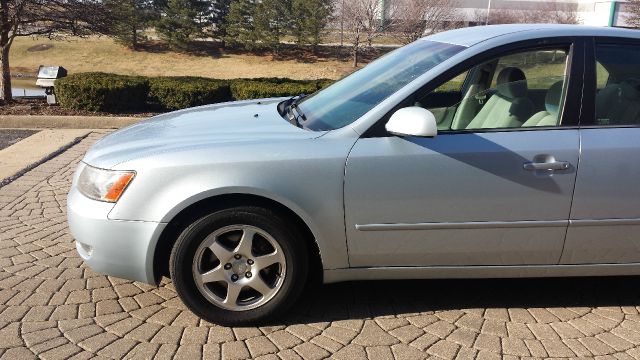 2006 Hyundai Sonata FWD 4dr Sport