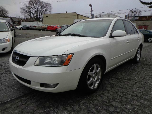 2006 Hyundai Sonata FWD 4dr Sport