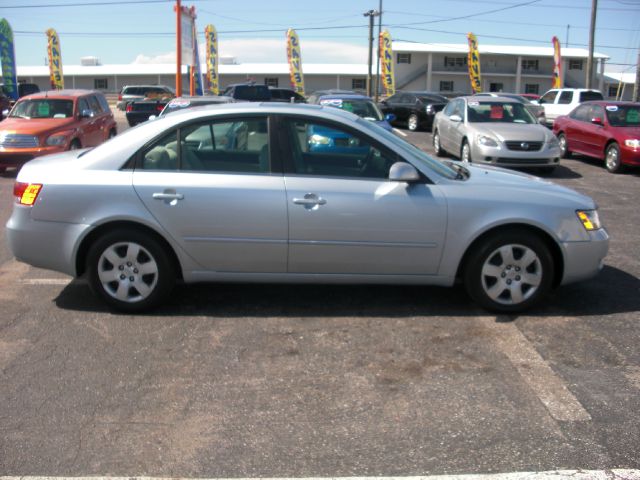 2006 Hyundai Sonata FWD 4dr Sport