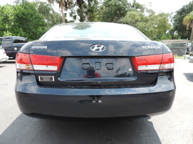 2006 Hyundai Sonata FWD 4dr Sport