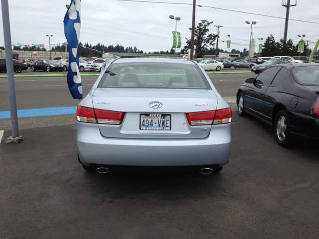 2006 Hyundai Sonata Elk Conversion Van