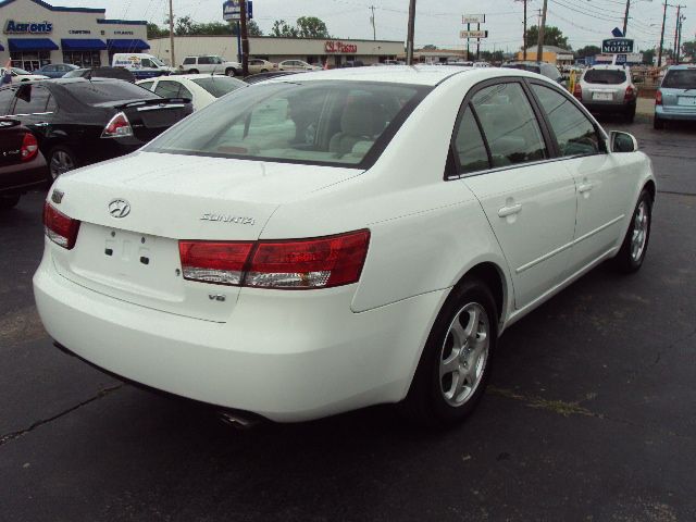 2006 Hyundai Sonata FWD 4dr Sport