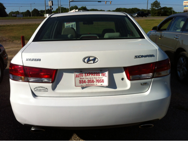 2006 Hyundai Sonata Elk Conversion Van