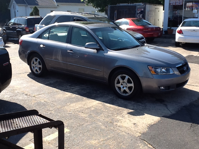 2006 Hyundai Sonata FWD 4dr Sport