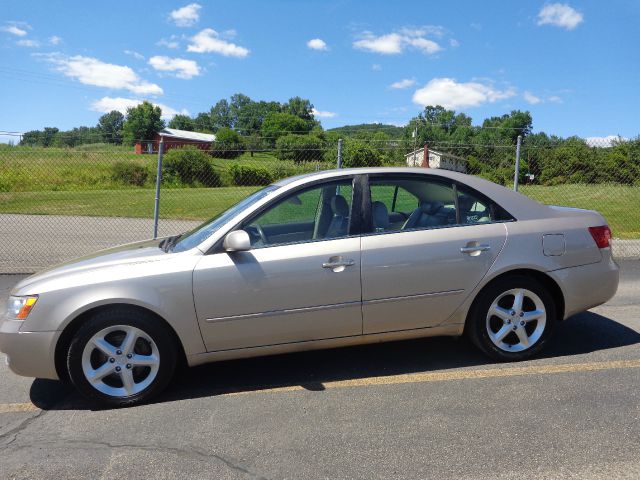 2006 Hyundai Sonata FWD 4dr Sport