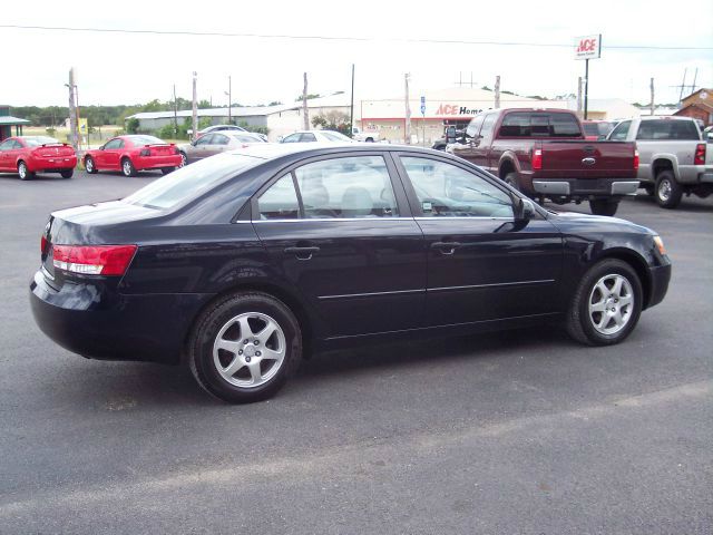 2006 Hyundai Sonata FWD 4dr Sport