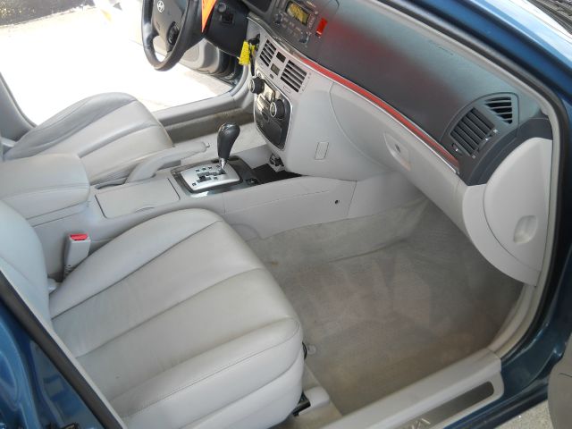 2006 Hyundai Sonata Elk Conversion Van