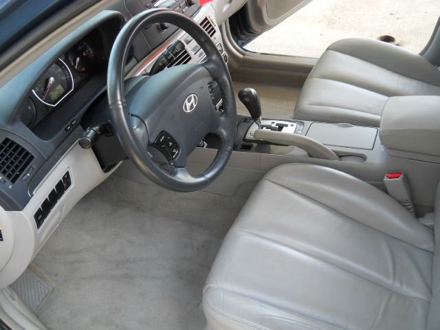 2006 Hyundai Sonata Elk Conversion Van