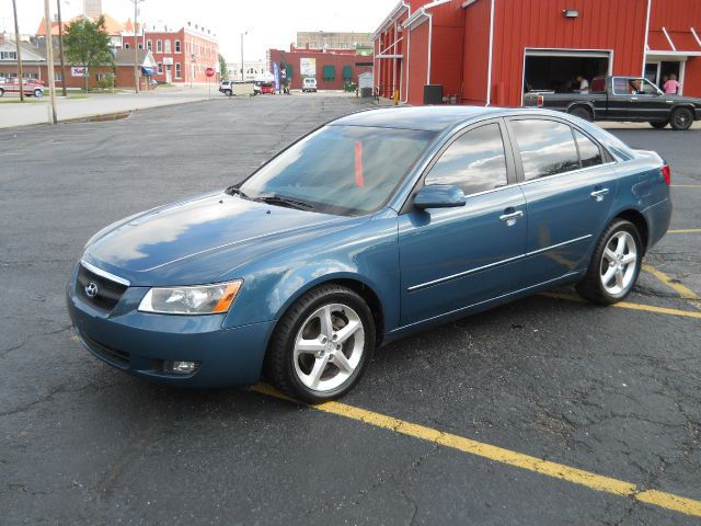 2006 Hyundai Sonata Elk Conversion Van