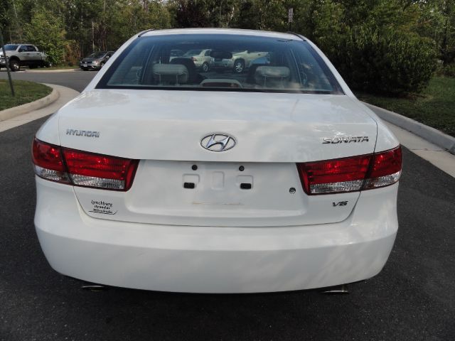 2006 Hyundai Sonata FWD 4dr Sport