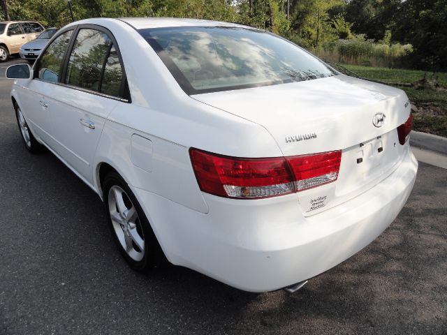 2006 Hyundai Sonata FWD 4dr Sport