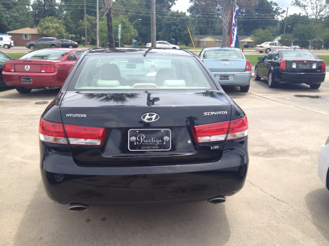 2006 Hyundai Sonata FWD 4dr Sport