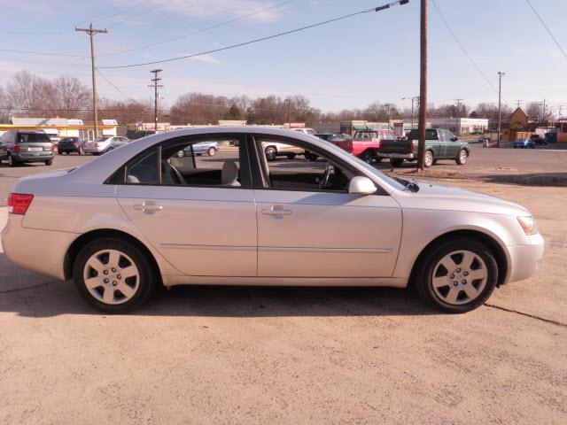 2007 Hyundai Sonata FWD 4dr Sport