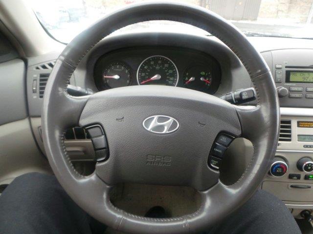 2007 Hyundai Sonata FWD 4dr Sport