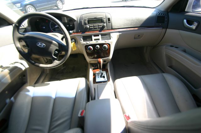 2007 Hyundai Sonata FWD 4dr Sport