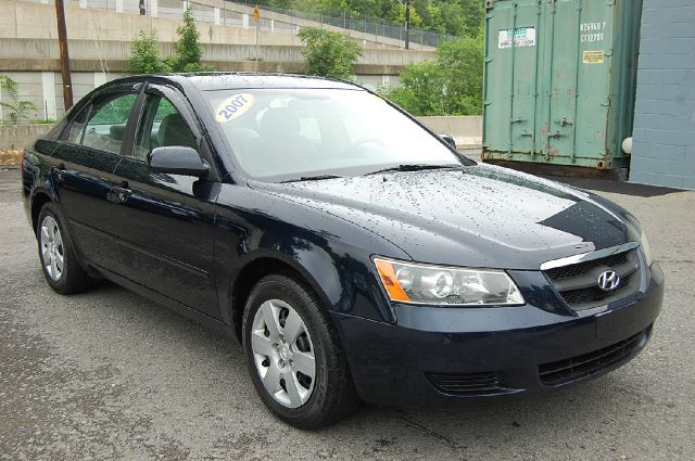 2007 Hyundai Sonata 750li Xdrive 1-ownerawdnavigation Sedan