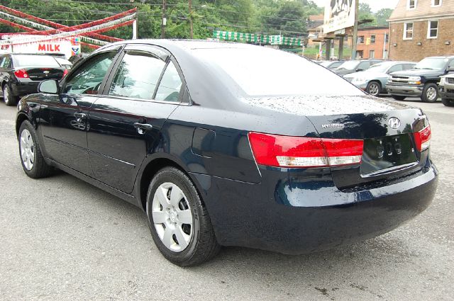 2007 Hyundai Sonata 750li Xdrive 1-ownerawdnavigation Sedan