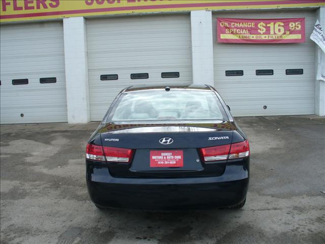 2008 Hyundai Sonata FWD 4dr Sport