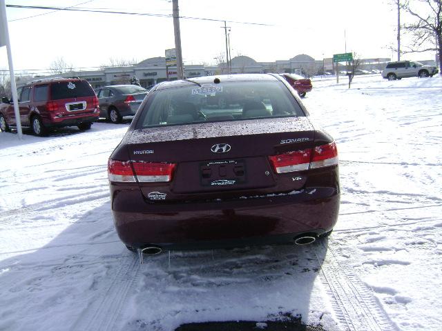 2008 Hyundai Sonata FWD 4dr Sport