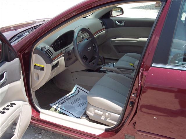 2008 Hyundai Sonata FWD 4dr Sport