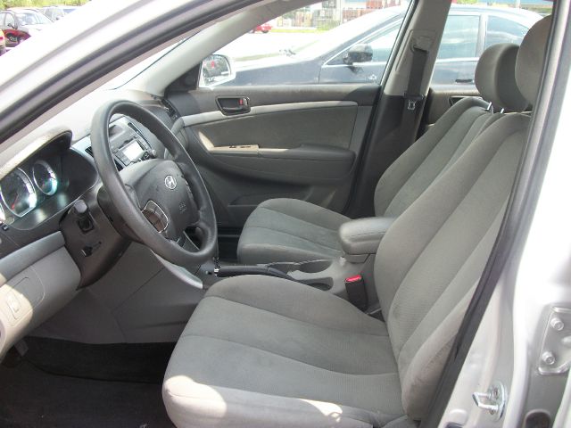 2009 Hyundai Sonata FWD 4dr Sport