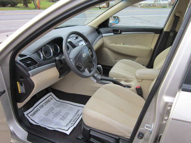 2009 Hyundai Sonata FWD 4dr Sport