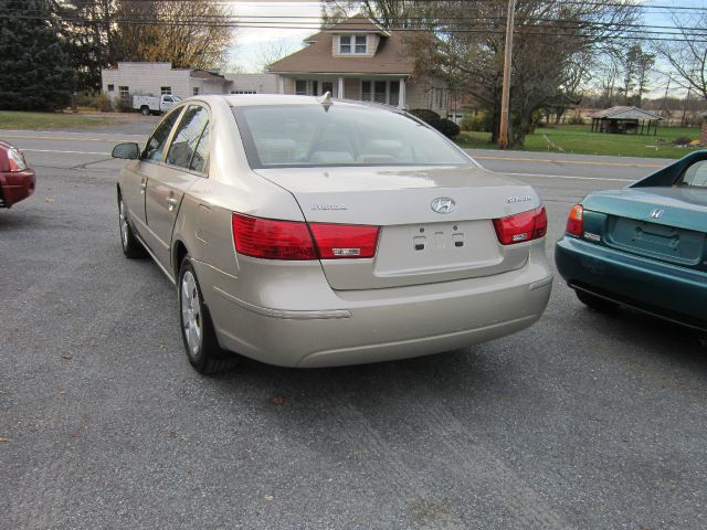 2009 Hyundai Sonata FWD 4dr Sport