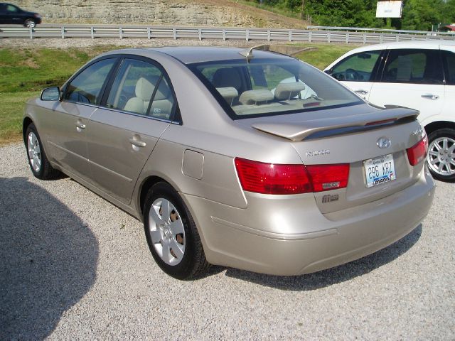 2009 Hyundai Sonata FWD 4dr Sport