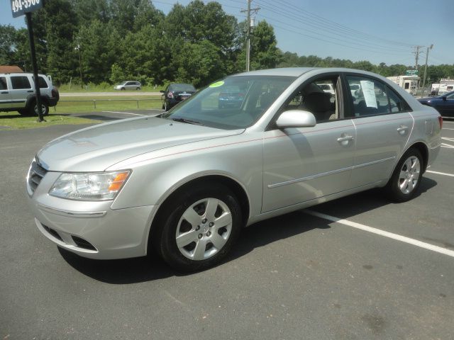 2009 Hyundai Sonata FWD 4dr Sport