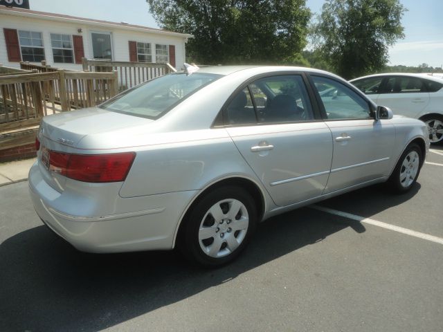 2009 Hyundai Sonata FWD 4dr Sport