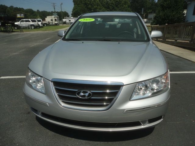 2009 Hyundai Sonata FWD 4dr Sport