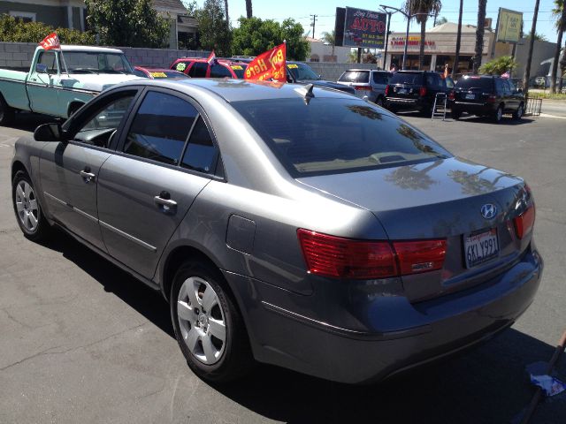 2009 Hyundai Sonata FWD 4dr Sport