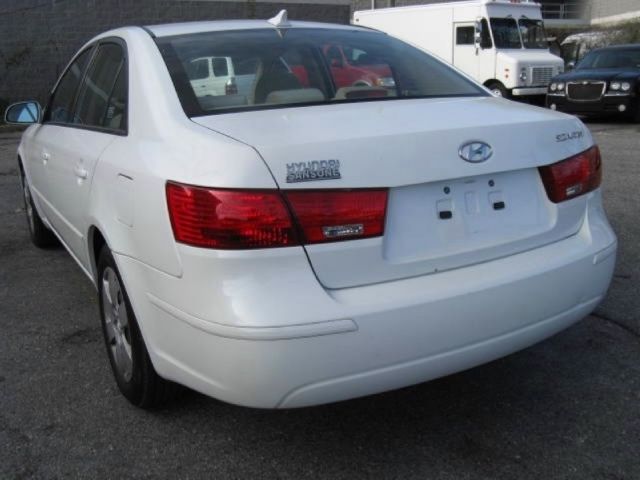 2009 Hyundai Sonata FWD 4dr Sport