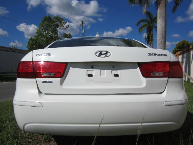 2009 Hyundai Sonata FWD 4dr Sport