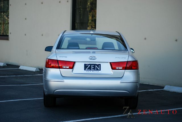 2009 Hyundai Sonata 4dr Sdn I4 CVT 2.5 S Sedan