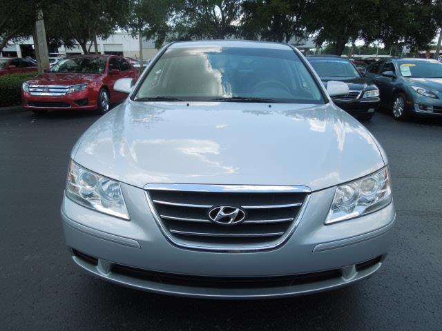 2009 Hyundai Sonata FWD 4dr Sport