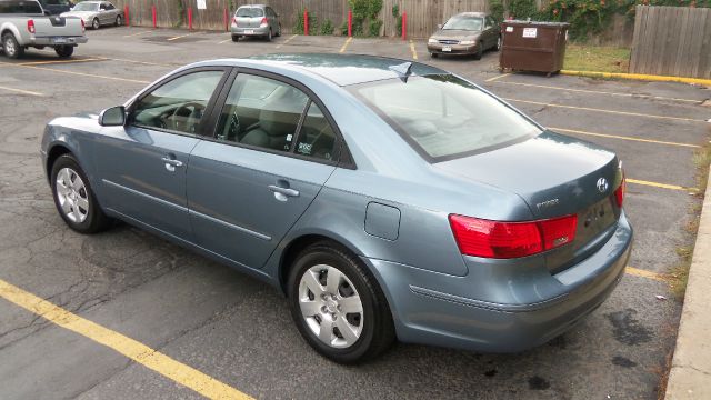 2009 Hyundai Sonata FWD 4dr Sport