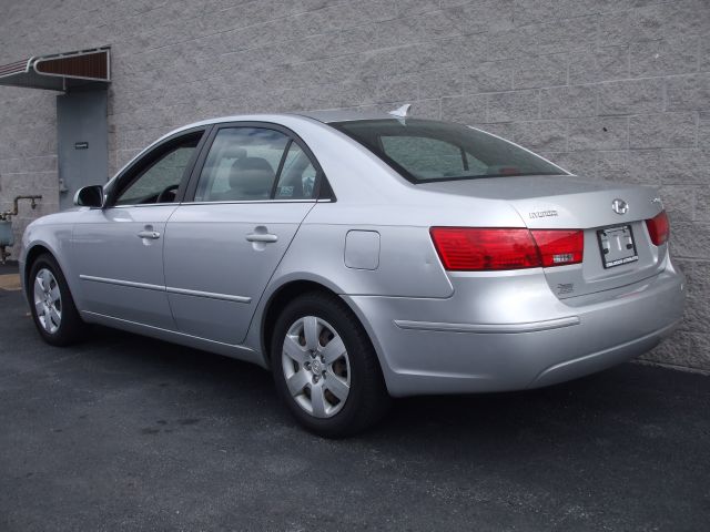 2009 Hyundai Sonata FWD 4dr Sport