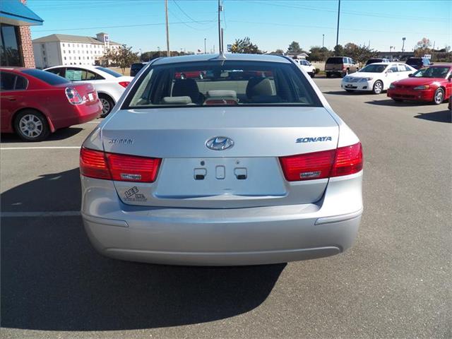 2010 Hyundai Sonata Unknown