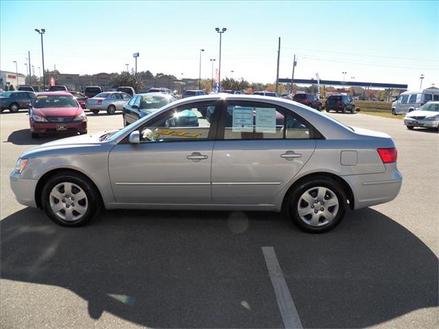 2010 Hyundai Sonata Unknown