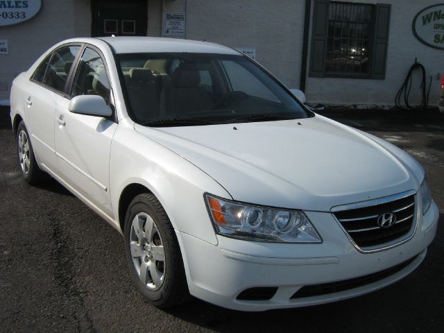 2010 Hyundai Sonata FWD 4dr Sport