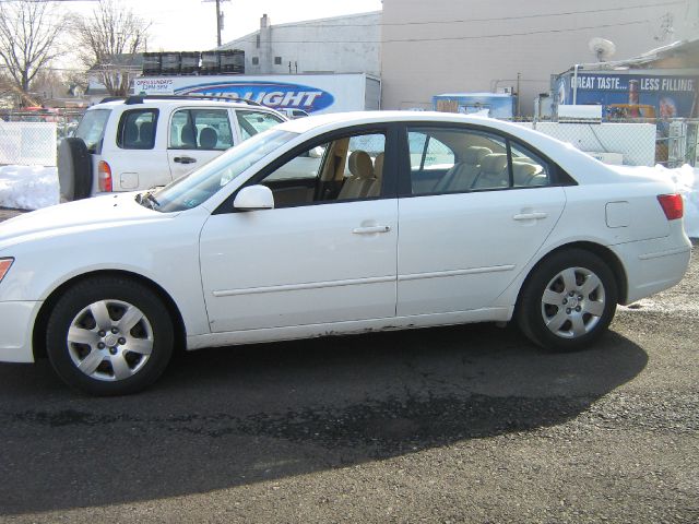 2010 Hyundai Sonata FWD 4dr Sport